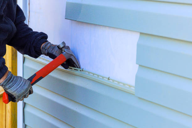 Reliable Storm Damage Siding Repair contractor in Evanston, IL by Squared Siding